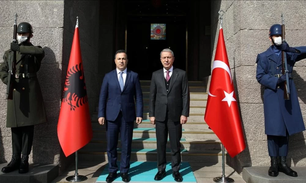 Οι Αλβανοί τα δίνουν όλα στη Τουρκία: Προς νέο στρατιωτικό ''deal'' Τιράνων-Άγκυρας